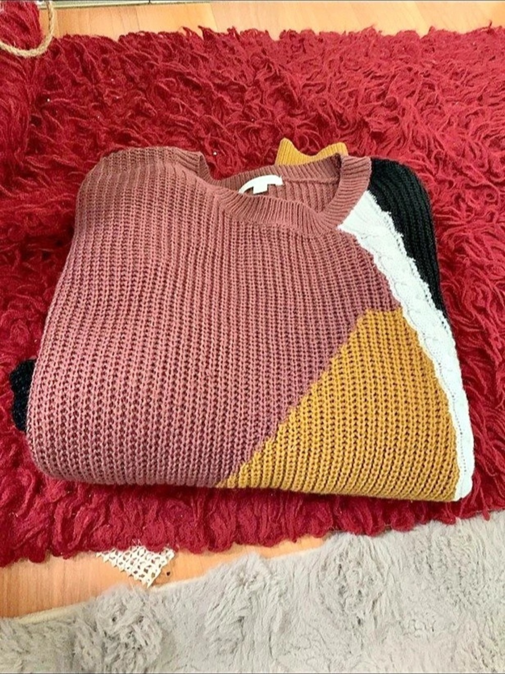 Around Color Block Sweater Size Medium Like New